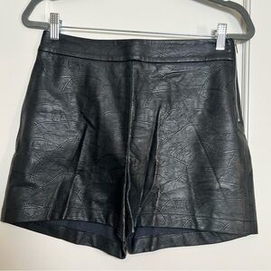 Zara Black High Waist Scalloped Faux Leather Shorts (Large)